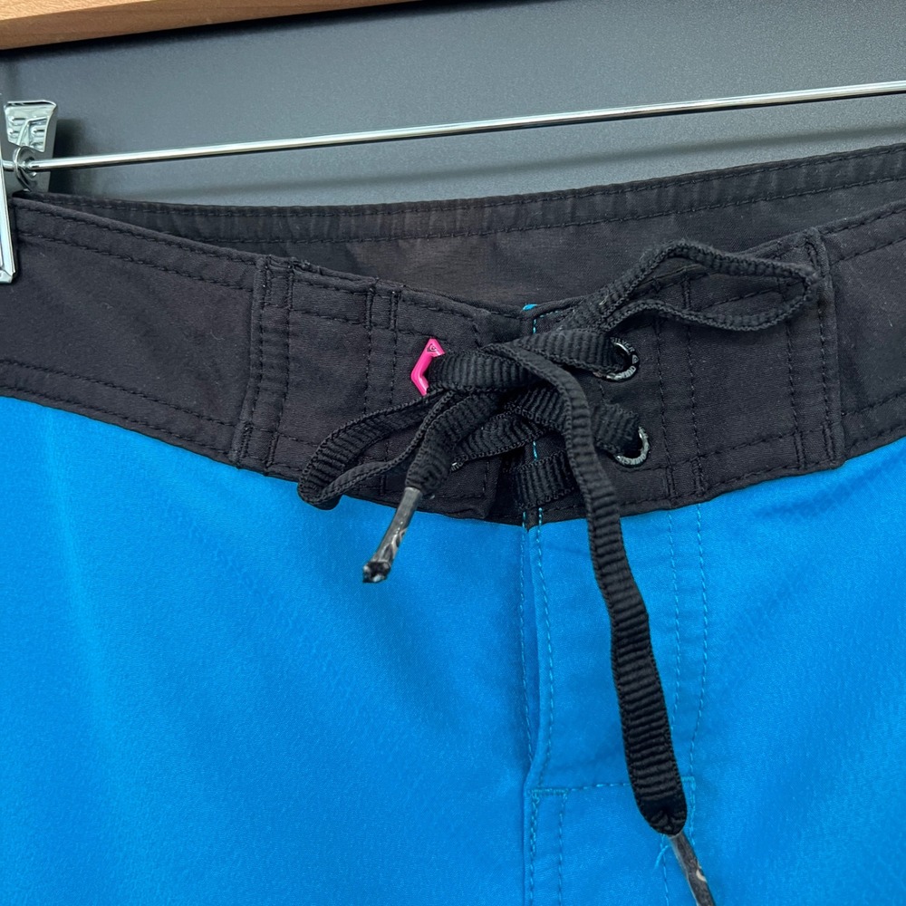 Quiksilver Mens M Loc Scallop Blue Neon Board Shorts Swim Trunks Waist 32 - Picture 2 of 9